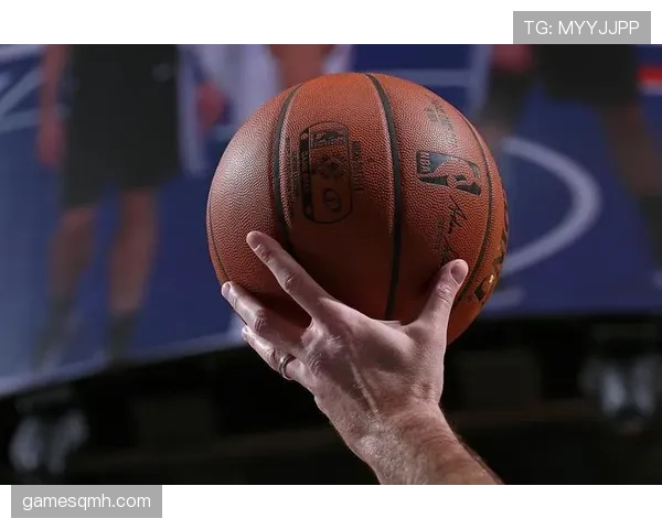 深度探讨 FIBA 和 NBA 规则区别背后的逻辑与执行细节